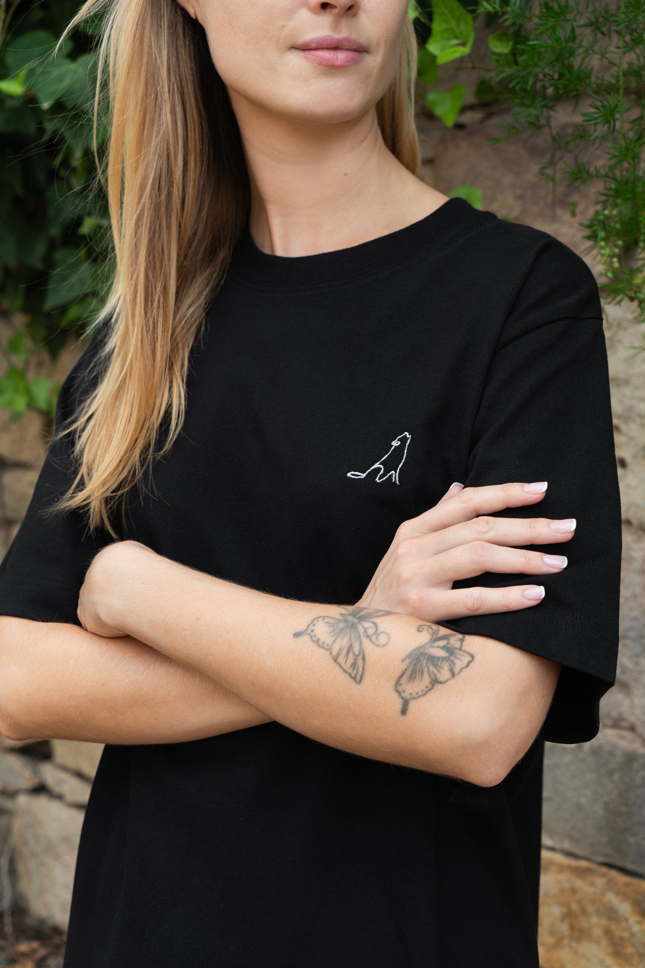 Women's Oversized T-Shirt | Jungle x Embroidered Wolf
