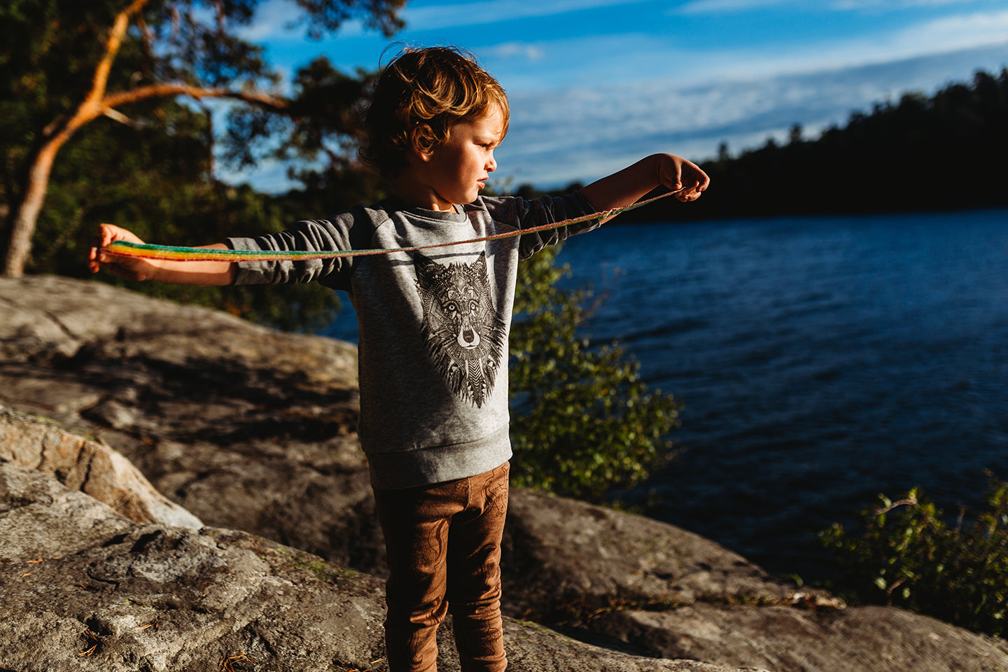 Grey Wolf Raglan Kids Sweat